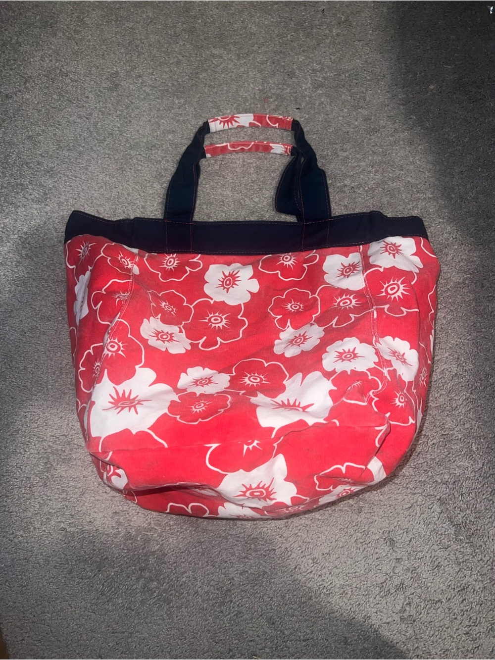 Thirty-One red and white floral canvas tote bag